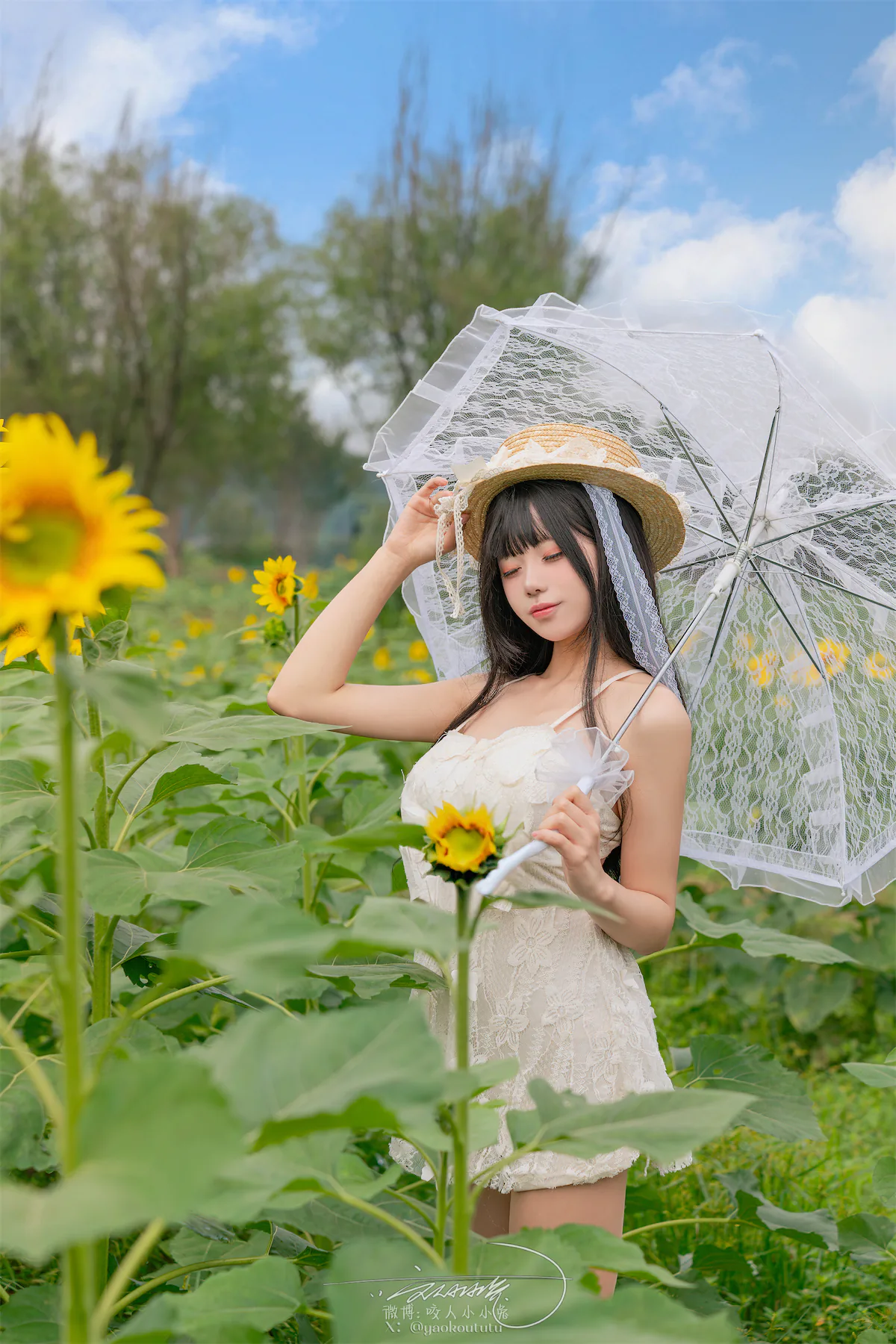 咬一口兔娘 夏の葵